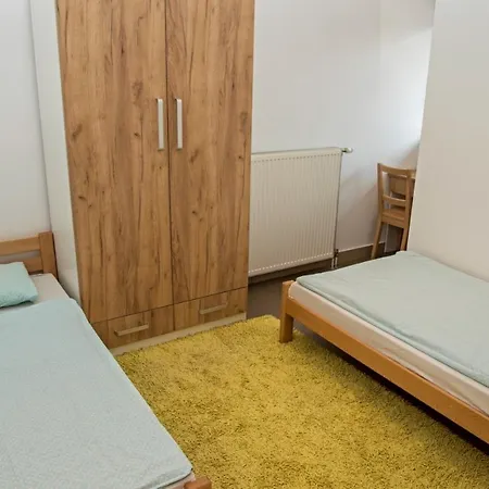 Apartman Lana Apartment