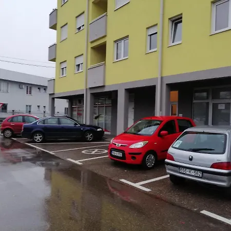Apartman Lana *